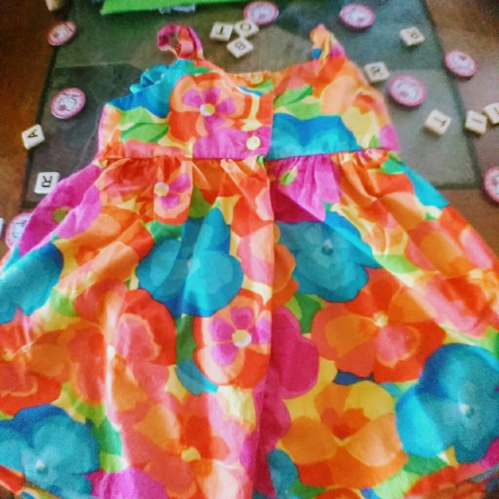 ViBRANT springtime FLORAL DRESS